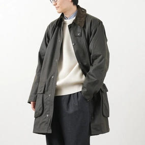 Adjustable Hood Feature Sleek Outdoor Look BARBOUR / Classic Northumbria Wax Jacket