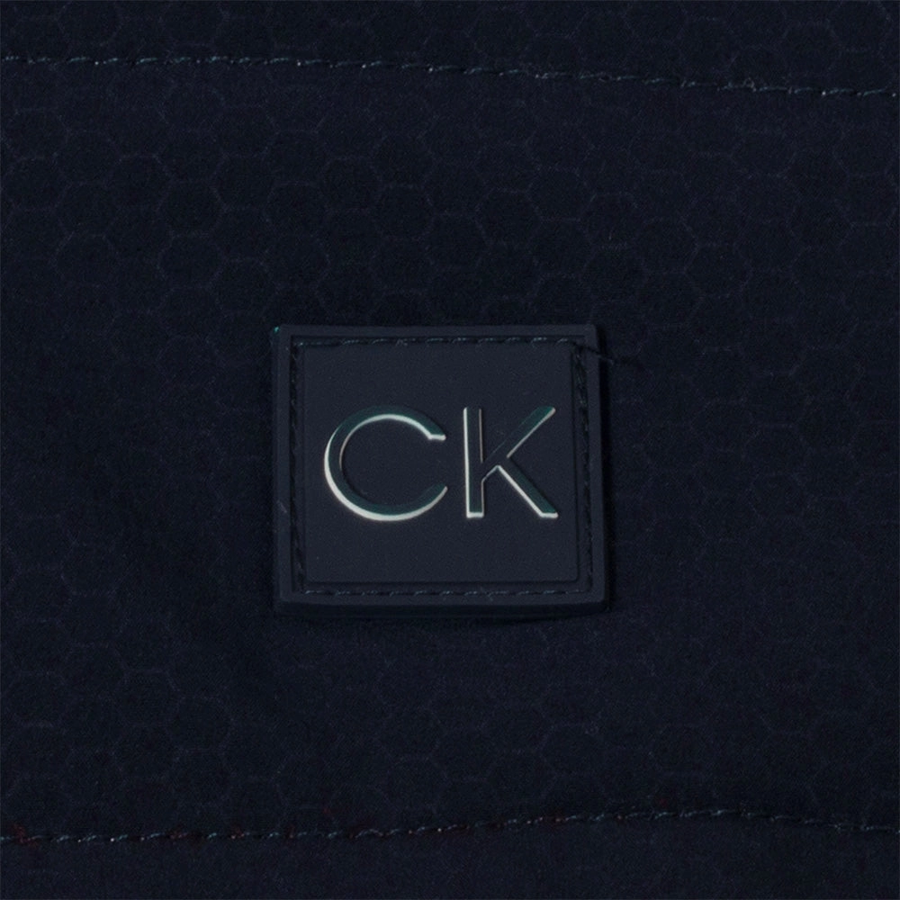 Calvin Klein Atlantic Hybrid 1/2 Zip Pullover - White Cool Outfit Poolside Relax