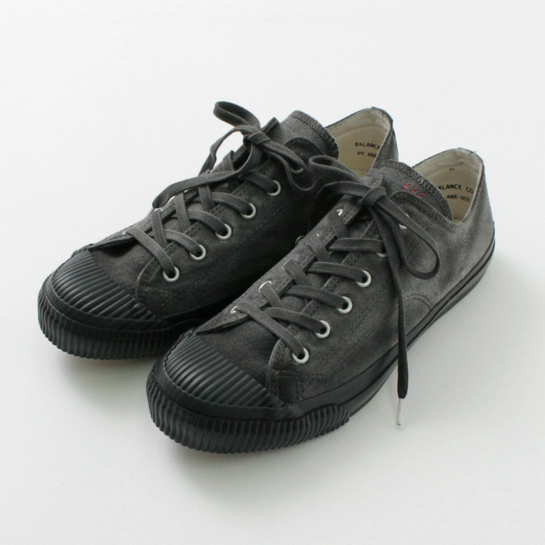 Heel cradle Ankle Lock Technology PRAS / Shellcap Low in Sumi Hand Dyed  sneaker