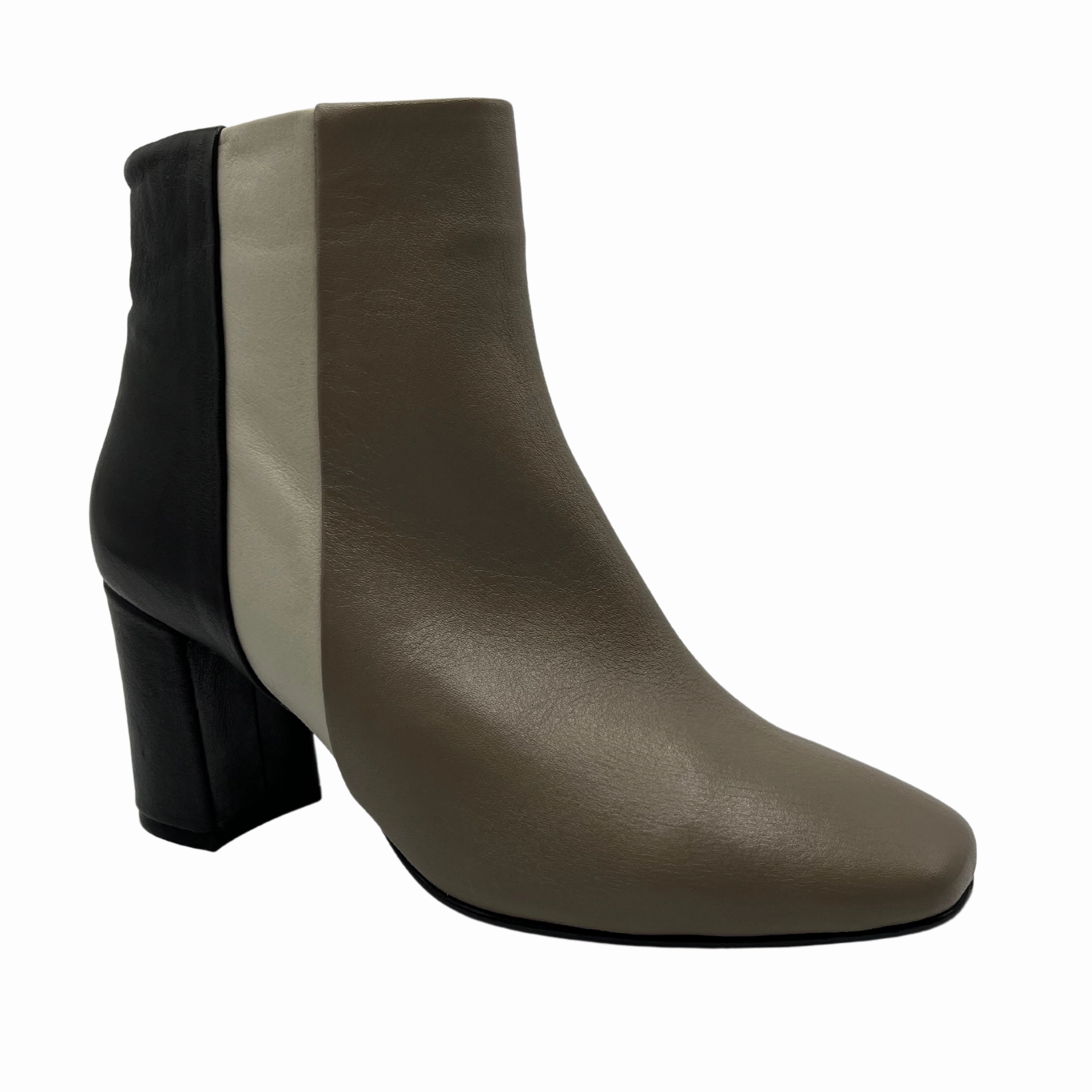 Stylish Booties Bueno Valeria