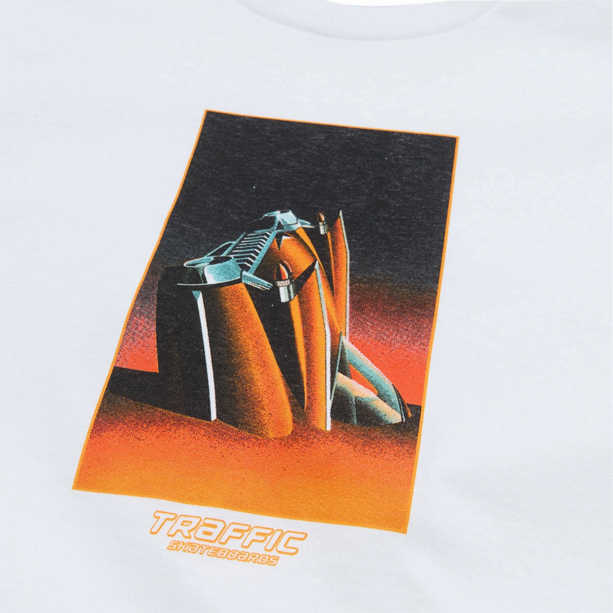Traffic On The Beach T-Shirt - White Trendy Vibe AntiPilling