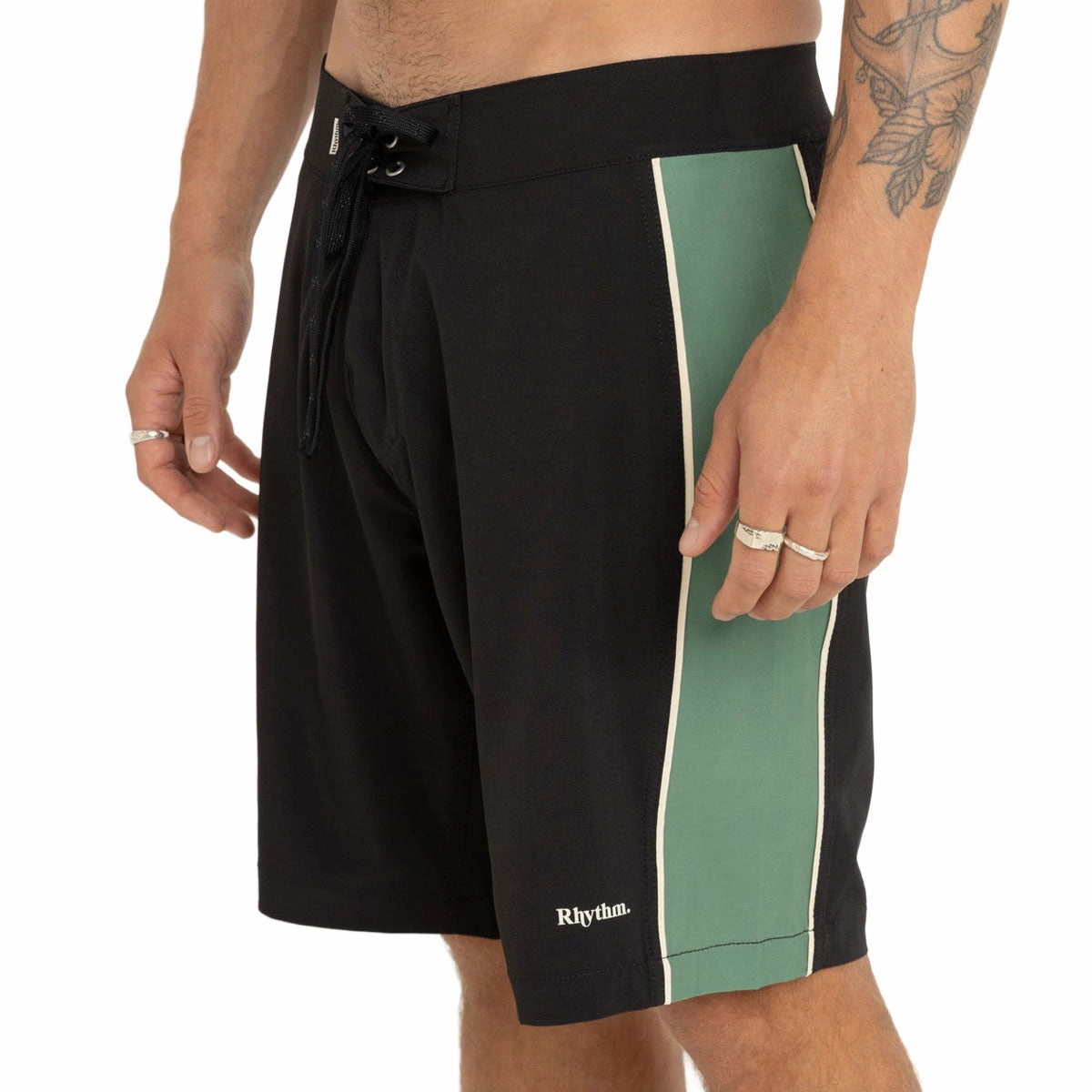 Double Layered Hem BreathableLining Rhythm Core Pinline Boardshorts - Olive