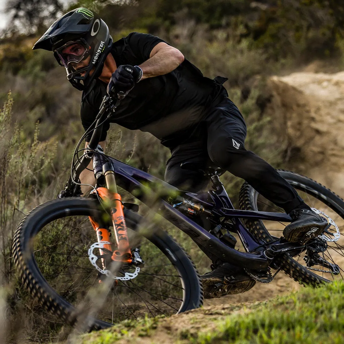 Volcom Trail Ripper Pants - Black Outdoor Lifestyle