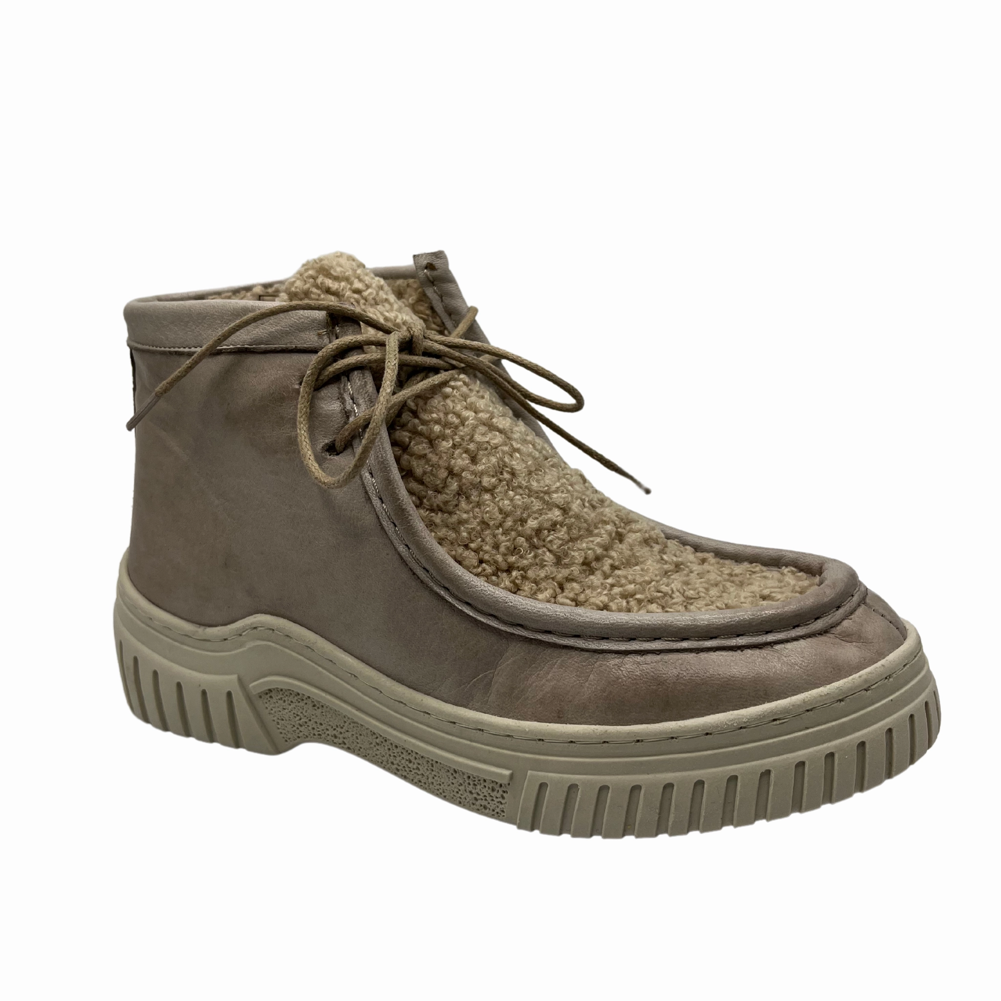 Ventilated Footbed Tyche Mystery