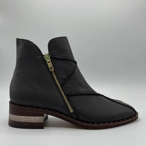 Django & Juliette Foshan Durable Layer
