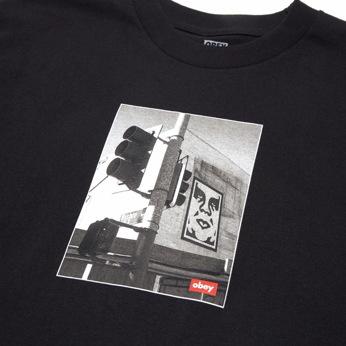 Sleek And Stylish Sporty and Cool Obey Los Angeles Photo T-Shirt - Black