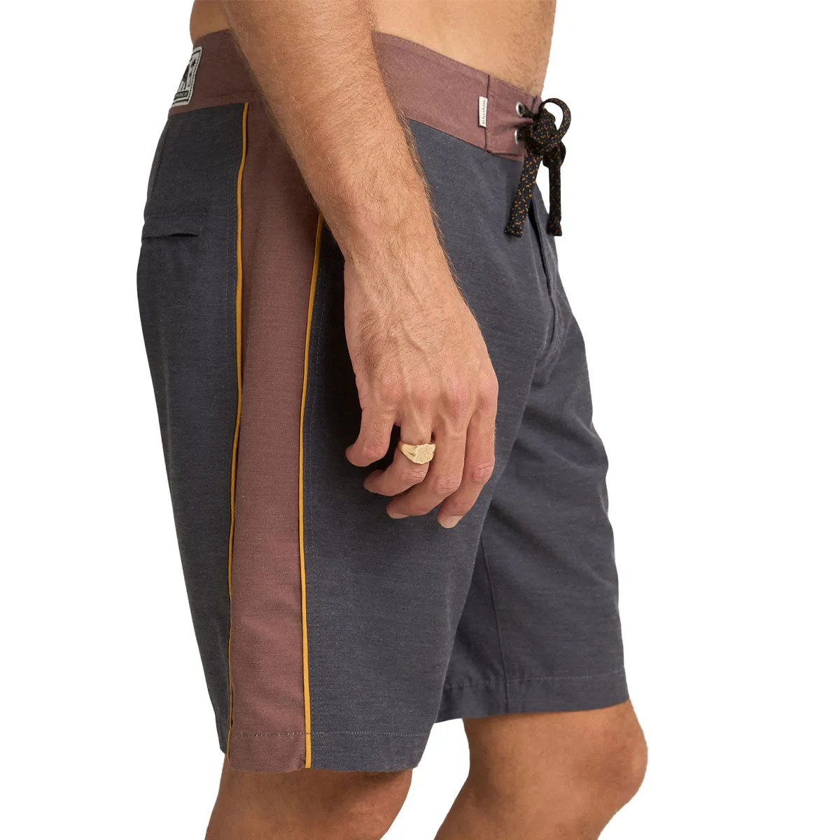 Stretchable Comfort Rhythm Core Boardshorts - Chocolate