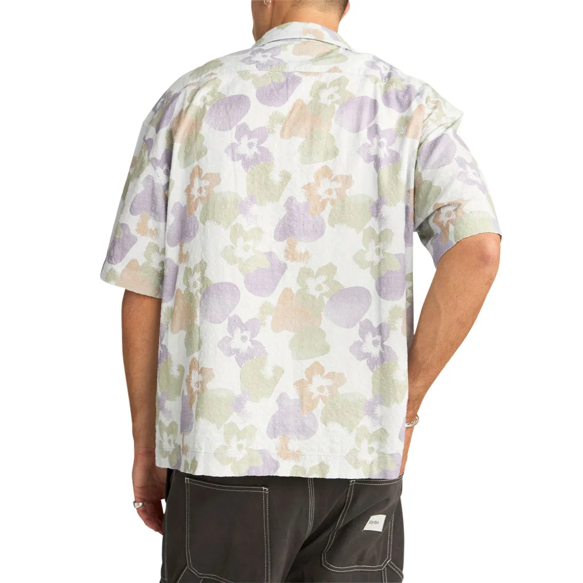 Seamless Shoulder Construction Rhythm Relaxed Floral Camo Shirt - Camo