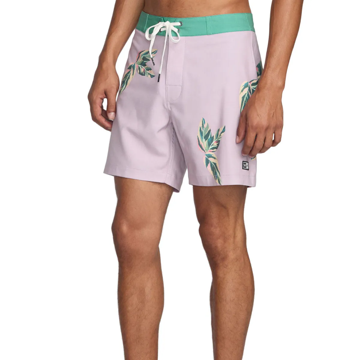 Outfit Staple Comfortable Look RVCA Palm Street 16 Boardshorts - Pink
