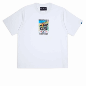 BreathableFabric Stretchable Collar Band WKND Family T-Shirt - White