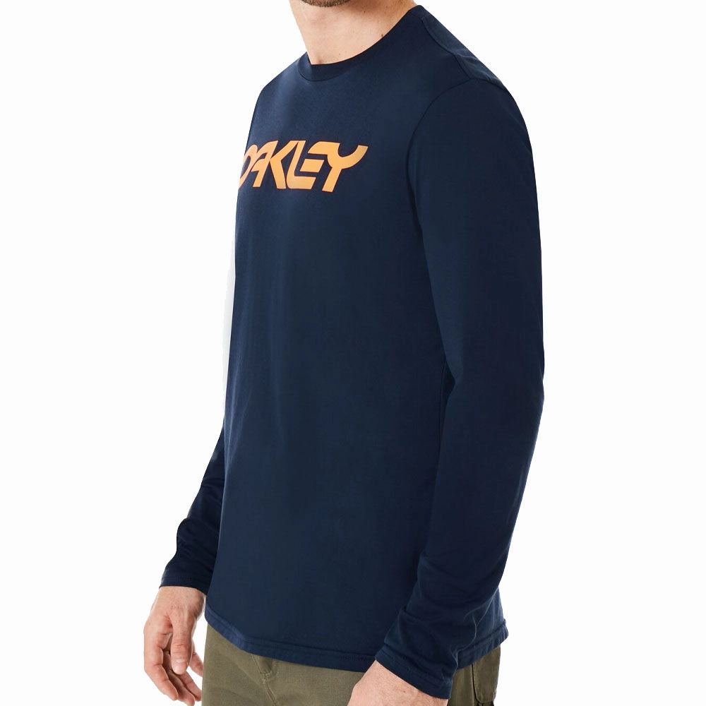 Oakley Mark II Long-Sleeved T-Shirt - Fathom UltraLightweight On-the-Go Fashion