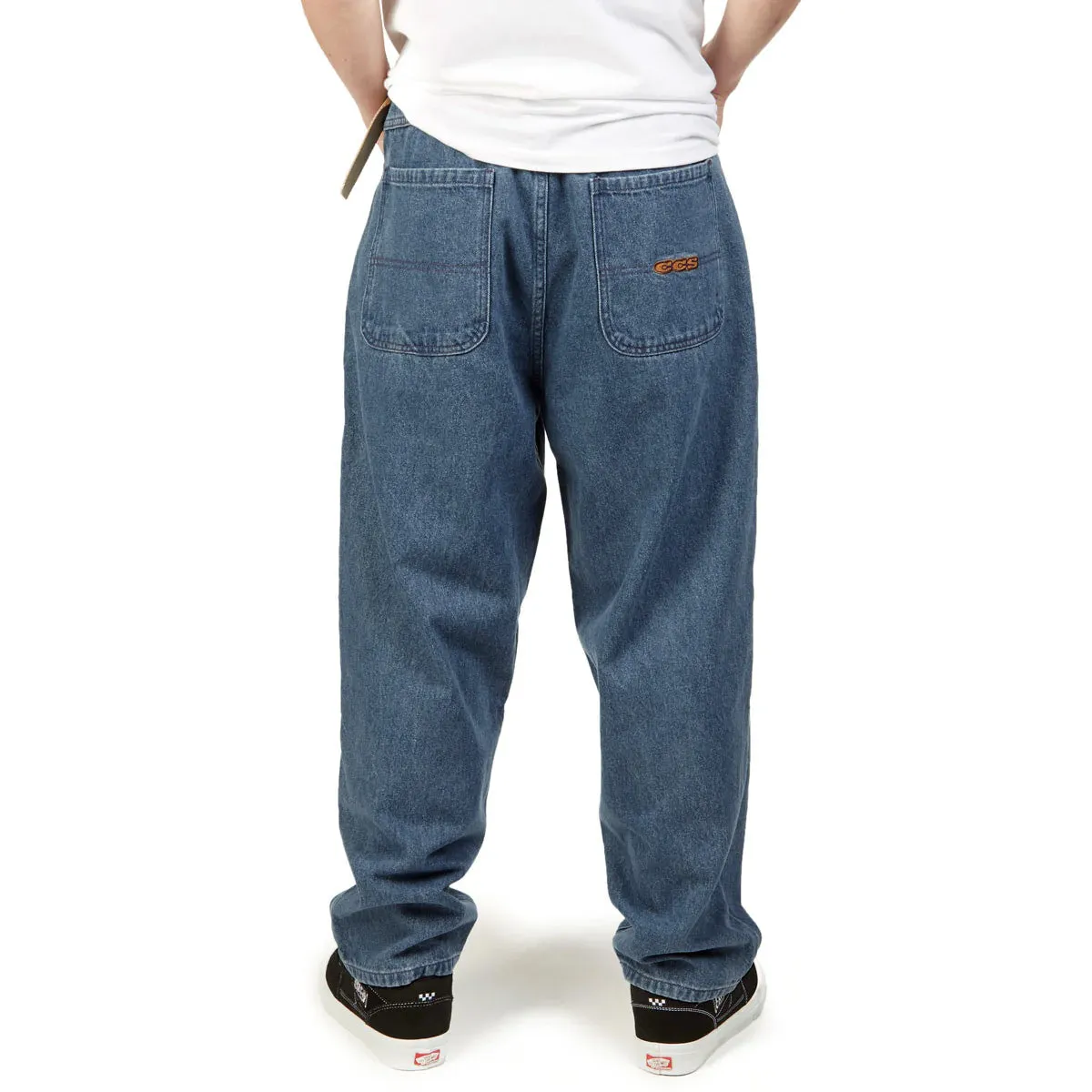 Flattering Shape Go Anywhere CCS Baggy Taper Denim Jeans - Medium Wash