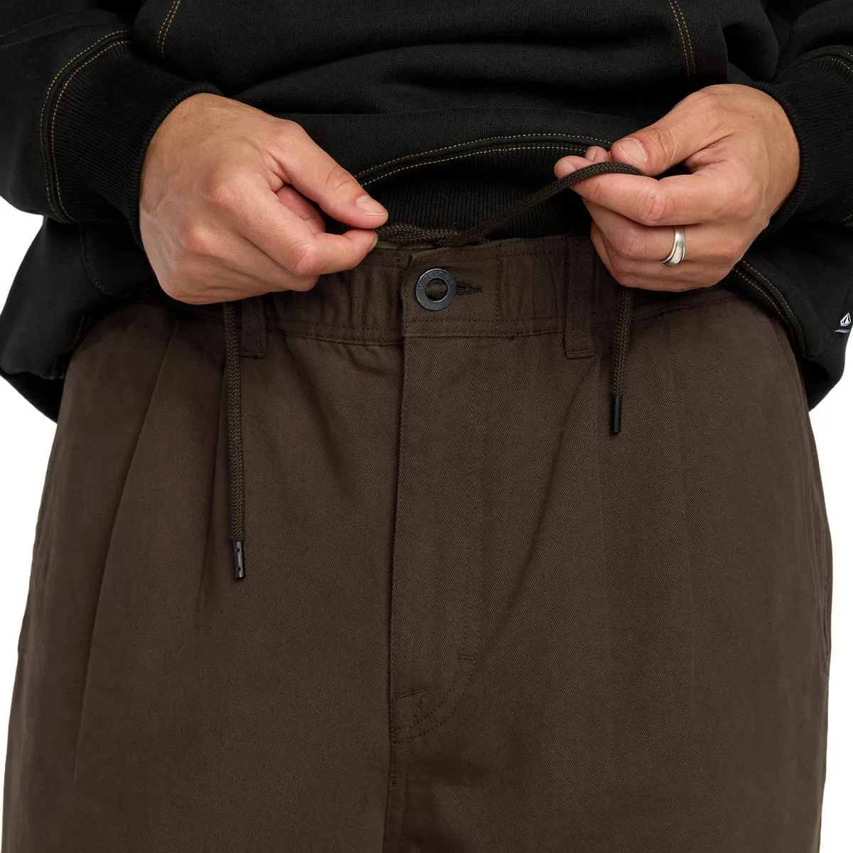 Moisture Wicking Technology StretchWaistband Volcom Chillow Pleat Ew Pants - Cacao